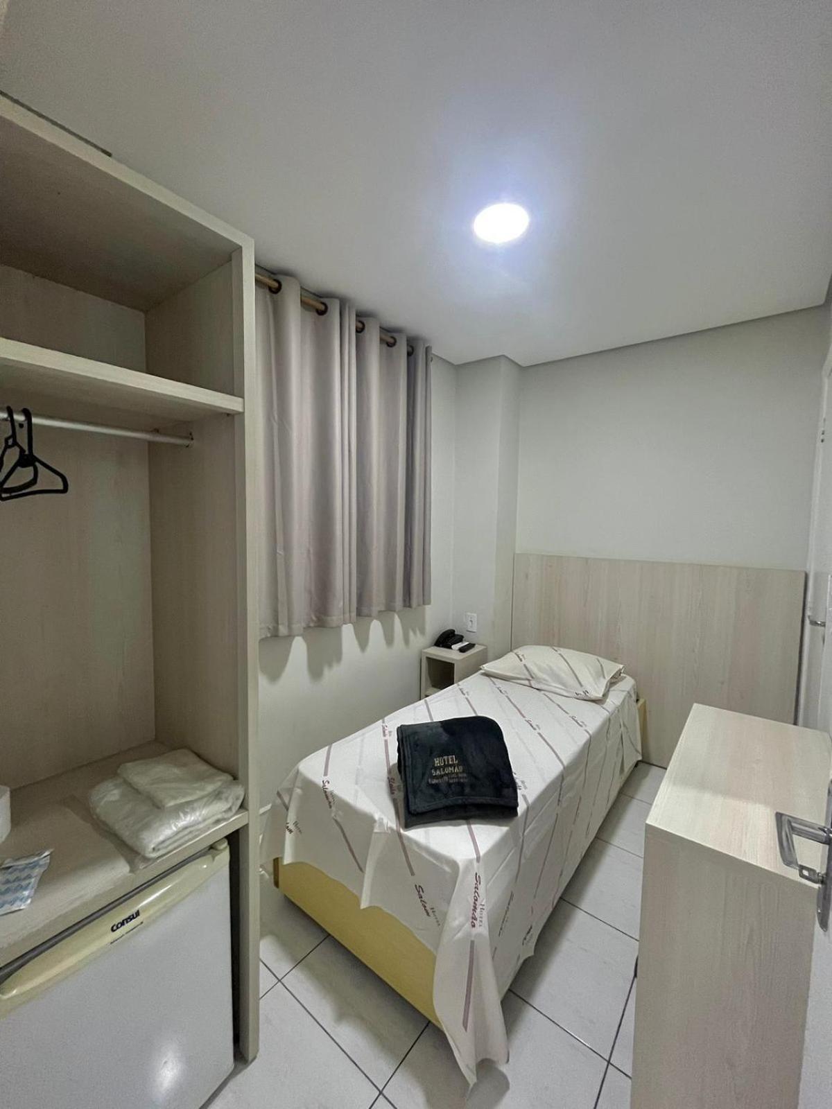 Hotel Salomao - Proximo A 25 De Marco, Bom Retiro, Bras E Rua Santa Efigenia, A 2 Minutos Do Mirante Sampa Sky E Pista De Skate Anhangabau São Paulo Luaran gambar