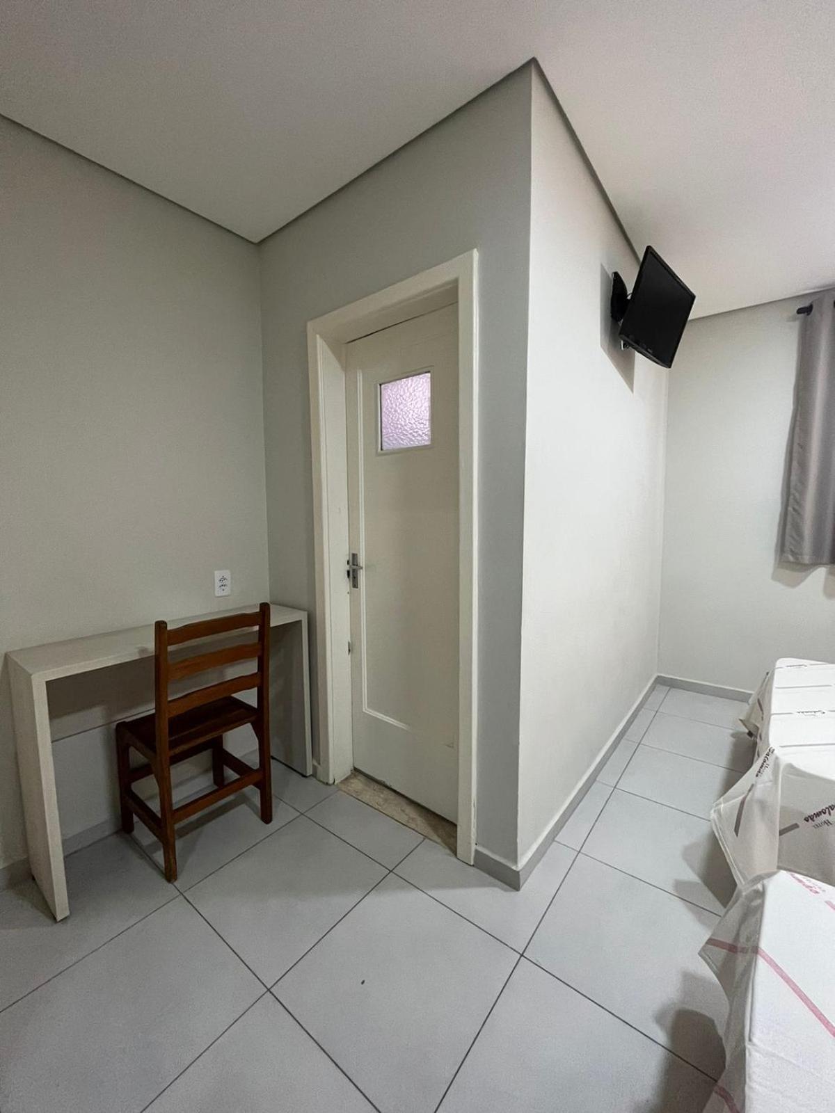 Hotel Salomao - Proximo A 25 De Marco, Bom Retiro, Bras E Rua Santa Efigenia, A 2 Minutos Do Mirante Sampa Sky E Pista De Skate Anhangabau São Paulo Luaran gambar