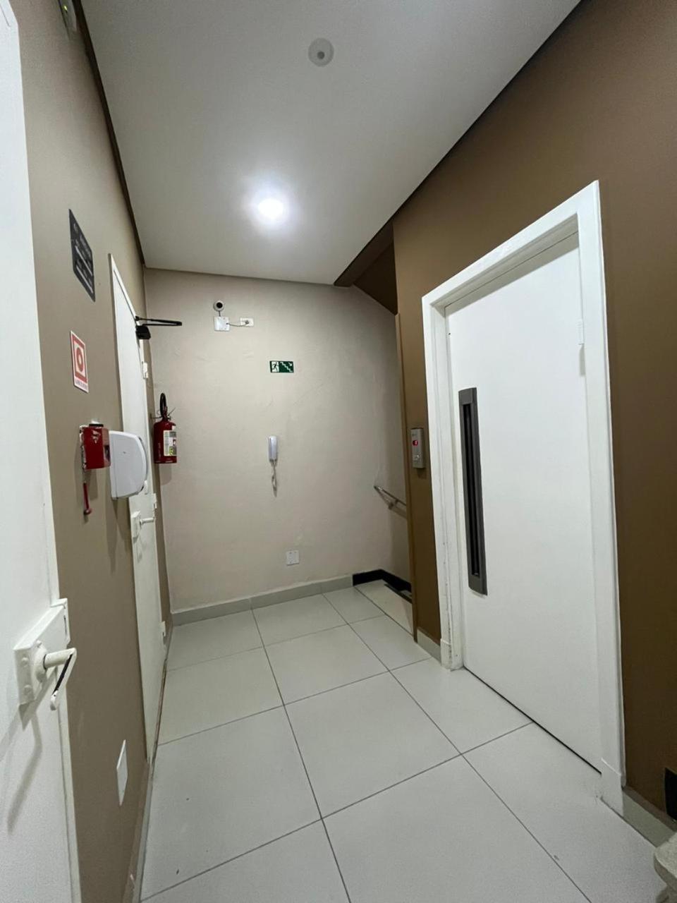 Hotel Salomao - Proximo A 25 De Marco, Bom Retiro, Bras E Rua Santa Efigenia, A 2 Minutos Do Mirante Sampa Sky E Pista De Skate Anhangabau São Paulo Luaran gambar