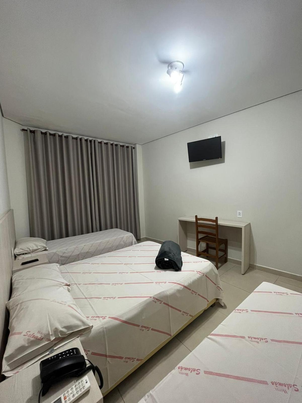 Hotel Salomao - Proximo A 25 De Marco, Bom Retiro, Bras E Rua Santa Efigenia, A 2 Minutos Do Mirante Sampa Sky E Pista De Skate Anhangabau São Paulo Luaran gambar