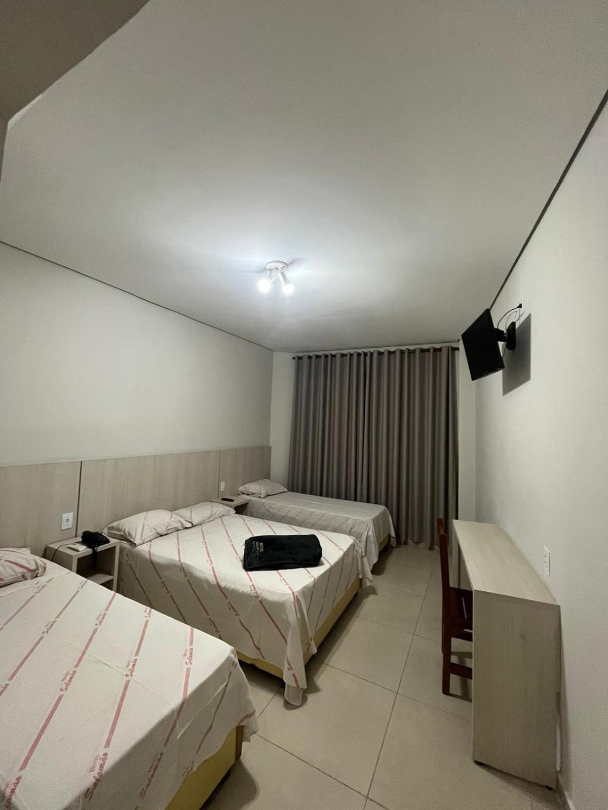Hotel Salomao - Proximo A 25 De Marco, Bom Retiro, Bras E Rua Santa Efigenia, A 2 Minutos Do Mirante Sampa Sky E Pista De Skate Anhangabau São Paulo Luaran gambar