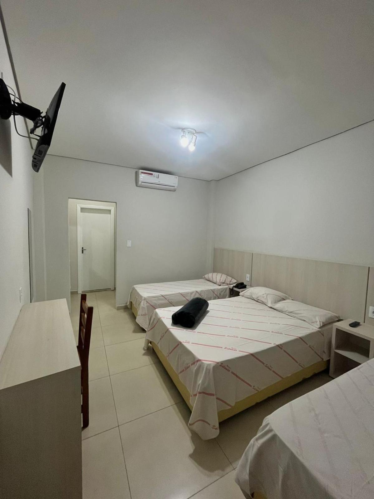 Hotel Salomao - Proximo A 25 De Marco, Bom Retiro, Bras E Rua Santa Efigenia, A 2 Minutos Do Mirante Sampa Sky E Pista De Skate Anhangabau São Paulo Luaran gambar